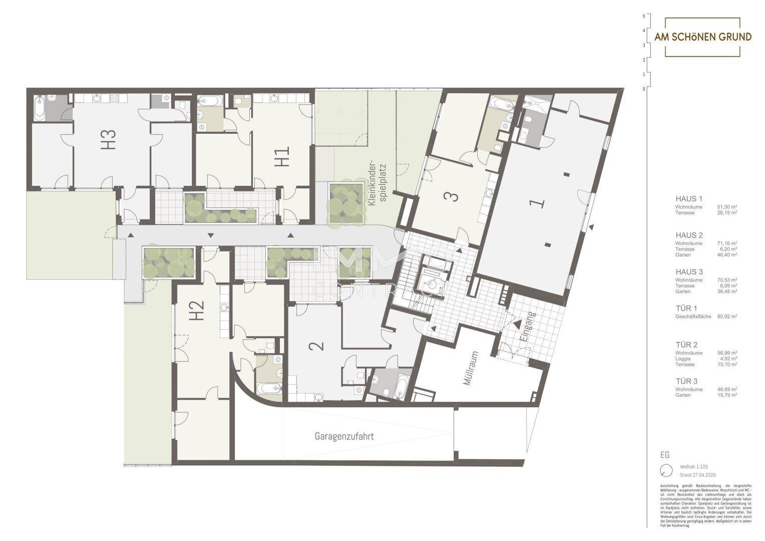 Gesamtgrundriss des Erdgeschosses mit mehreren Wohneinheiten, Garagenzufahrt und einem Spielplatz.
