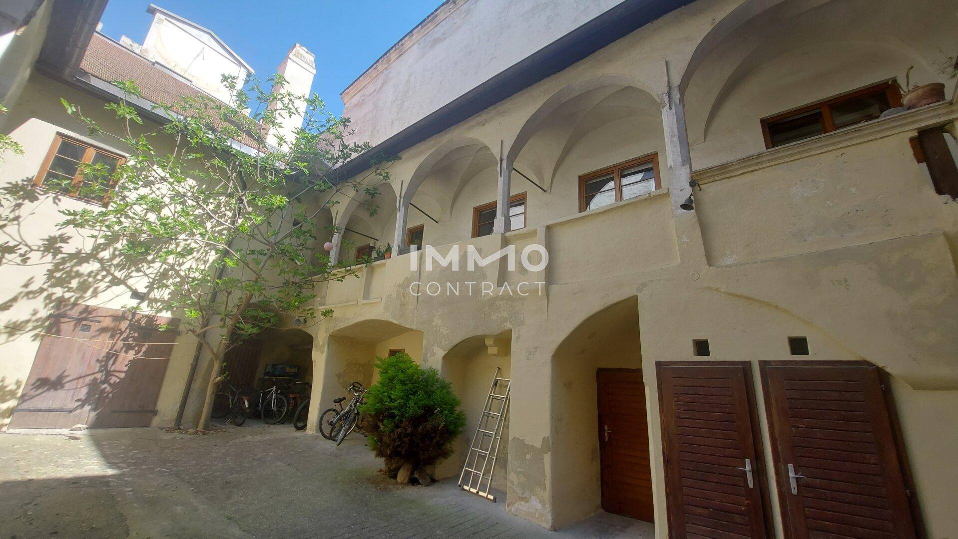 Historisches Zinshaus in Stein an der Donau – 10 vermietete Wohneinheiten - Ansicht 4