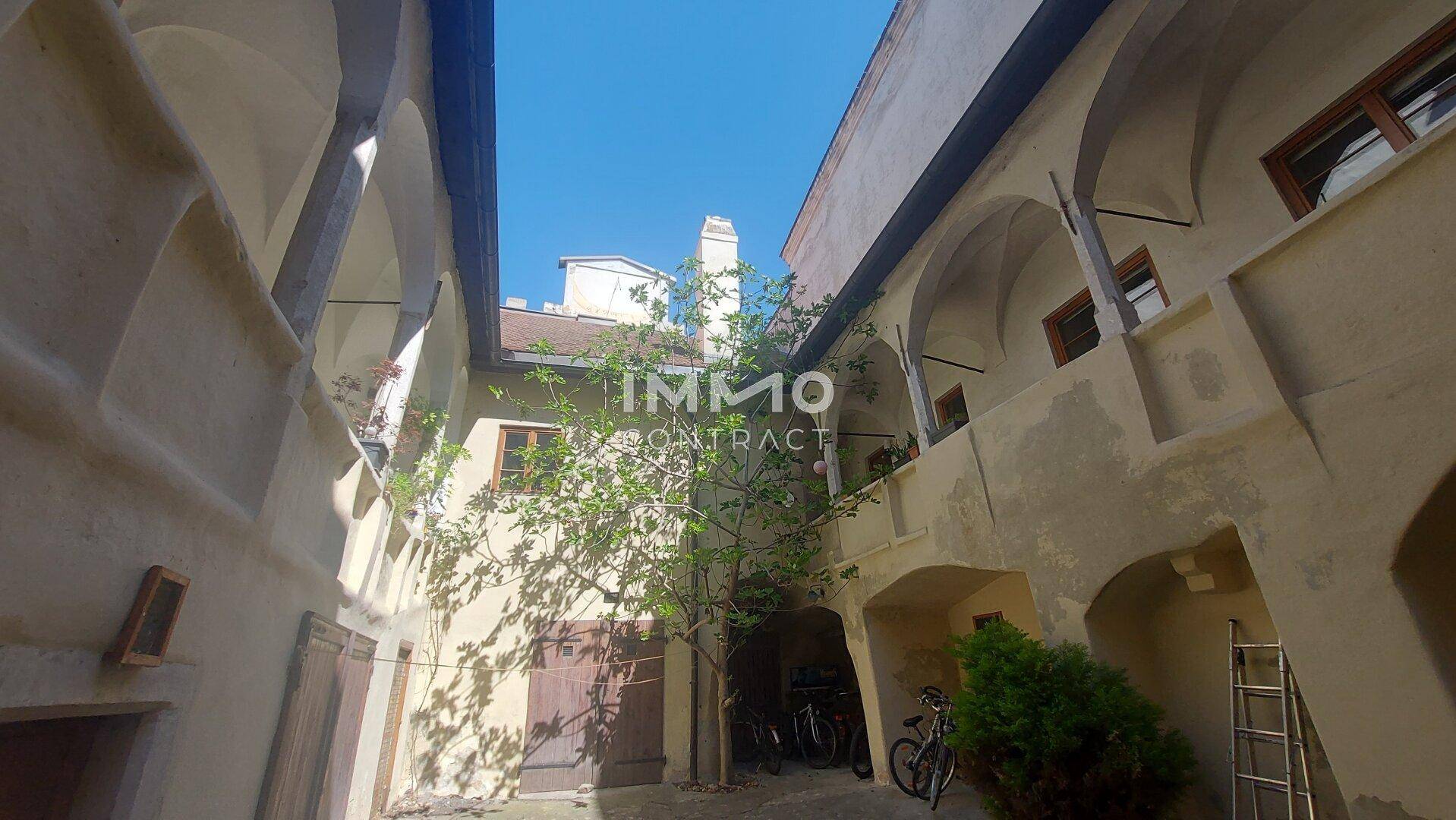 Historisches Zinshaus in Stein an der Donau – 10 vermietete Wohneinheiten - Ansicht 5