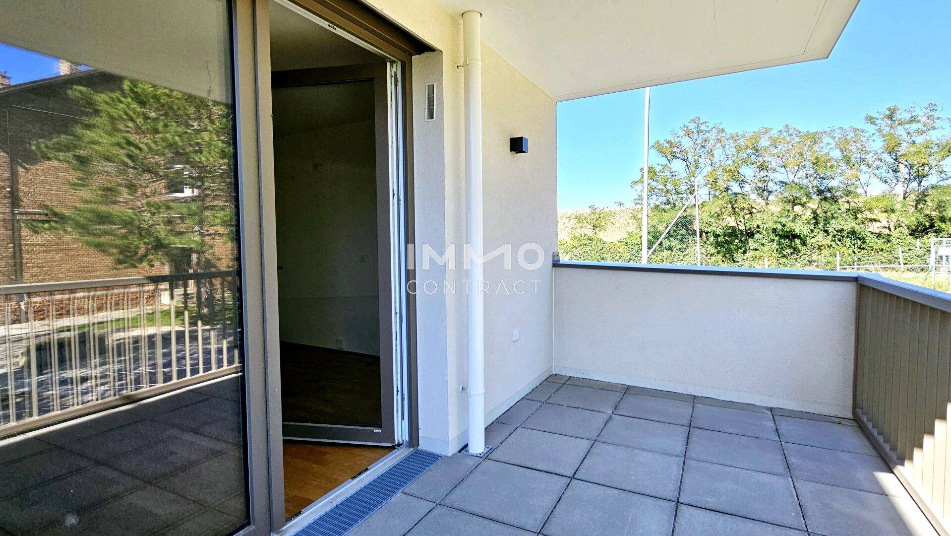 Provisionsfrei! Moderne 3-Zimmer-Wohnung mit 12 m² Balkon in Ruhelage und Blick ins Grüne - Ansicht 4