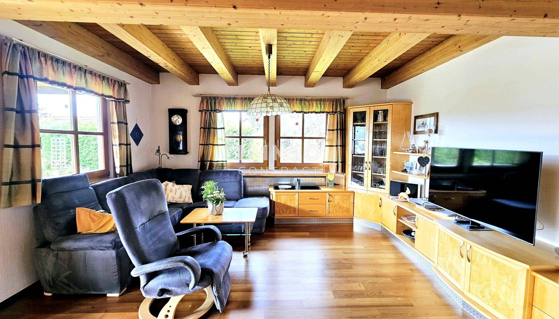 Grandiose Aussicht: Wohnen und Arbeiten in natürlichem Ambiente - Weinkeller und Garage - Ansicht 6