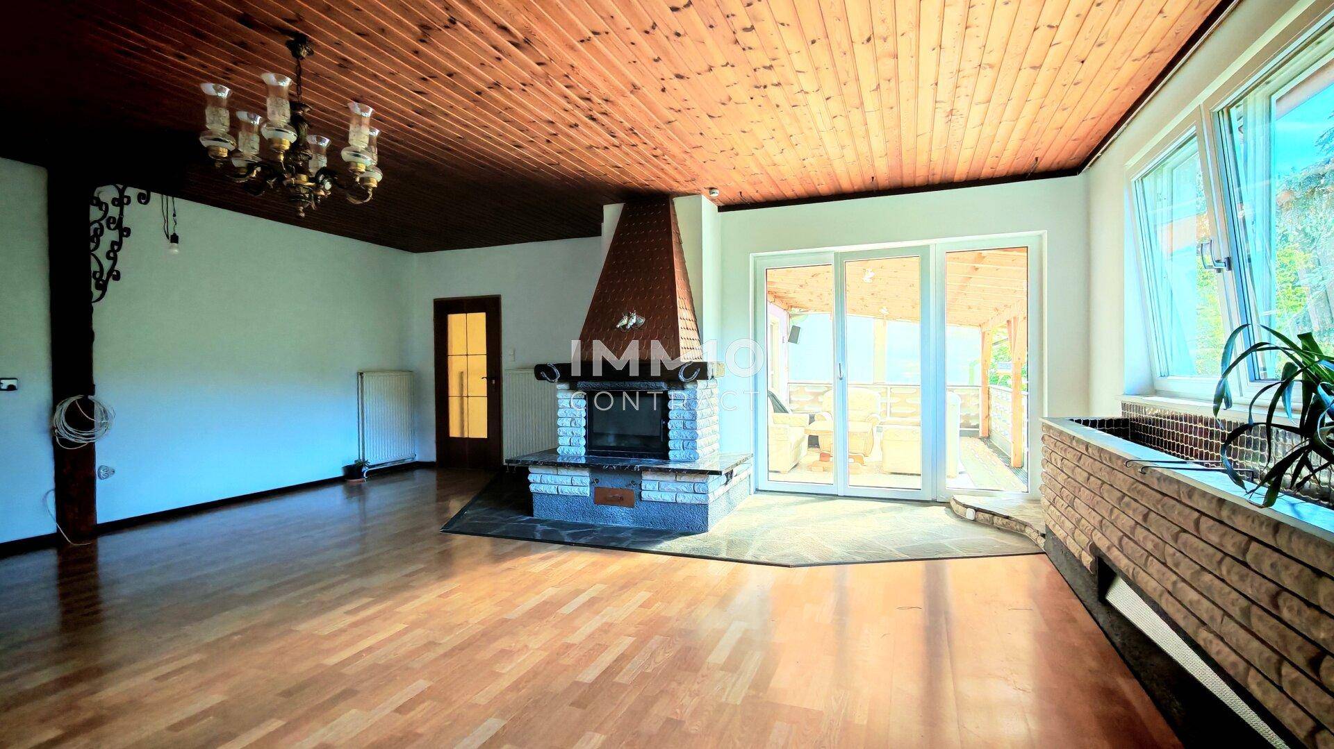 Einfamilienhaus in traumhafter Südhanglage am Waldrand mit 1.743 m² Grundstück &amp; Panoramablick – pohled 4