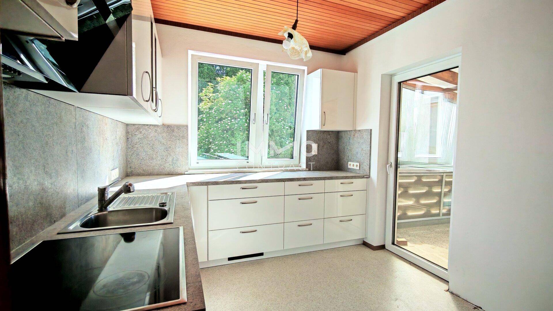 Einfamilienhaus in traumhafter Südhanglage am Waldrand mit 1.743 m² Grundstück &amp; Panoramablick – pohled 6