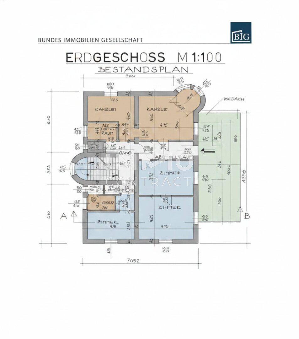 Grundriss des Erdgeschosses mit Zimmern, Abstellraum und Zugang zum Garten.