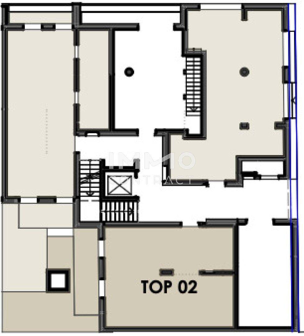 Grundriss einer mehrstöckigen Wohnung mit Treppen und verschiedenen Räumen.