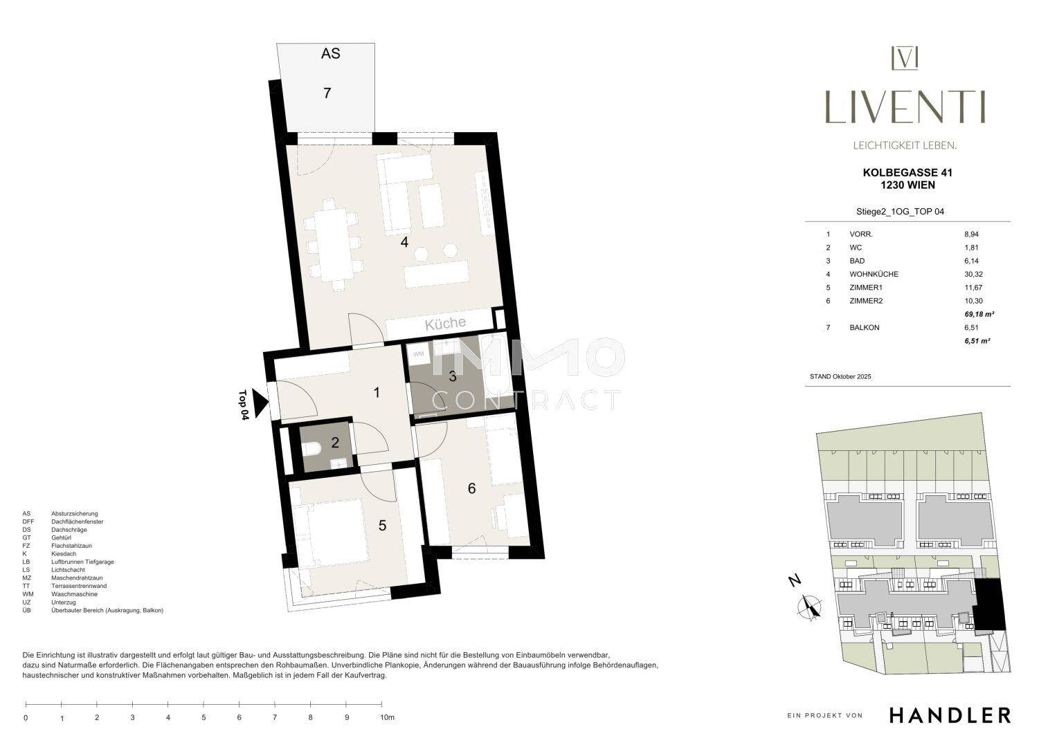 Detaillierter Grundriss einer Wohnung mit Balkon und offener Wohnküche.