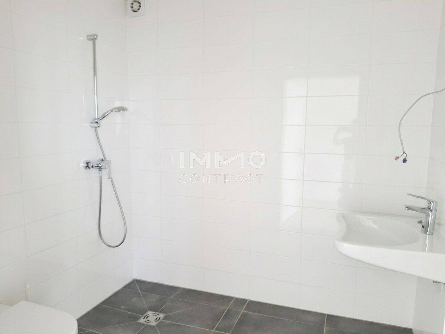 Dusche und WC