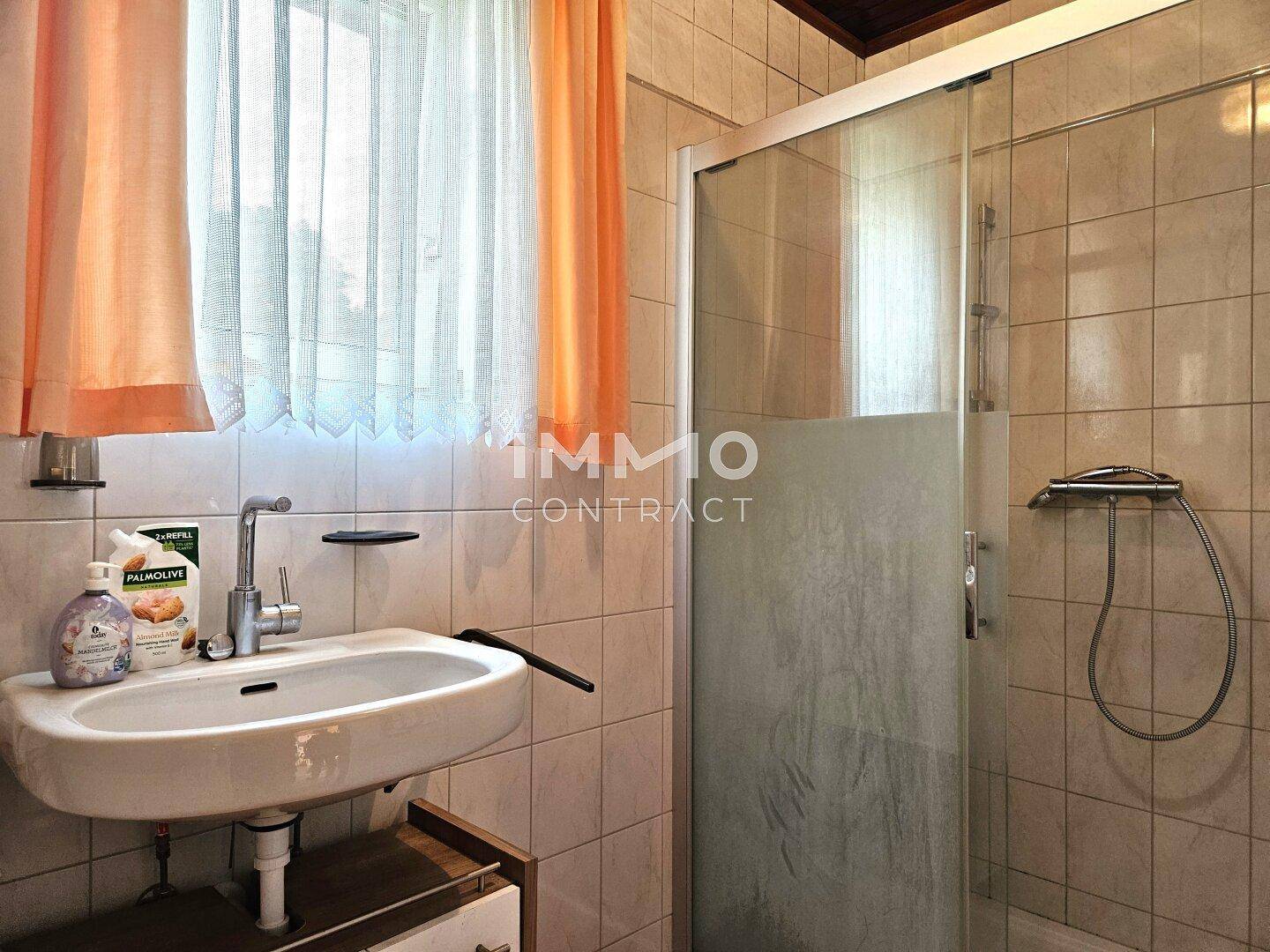 OG Bad mit Dusche