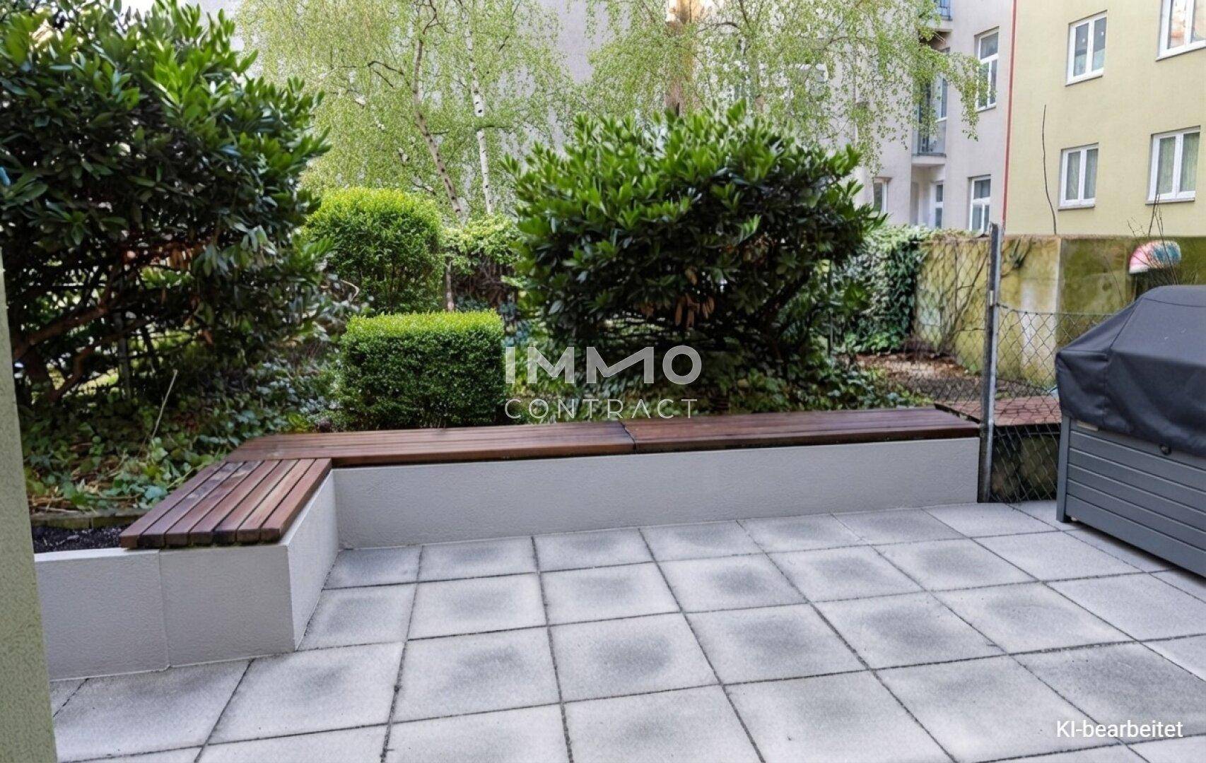 Terrasse mit Garten