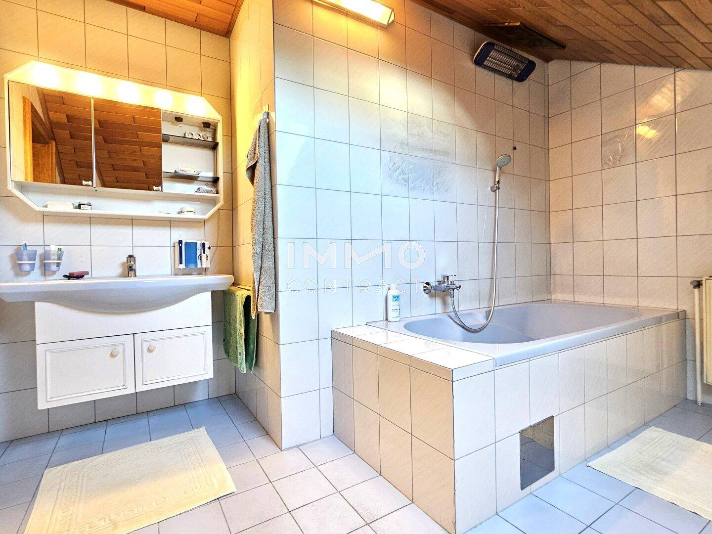 OG Badezimmer Foto 1