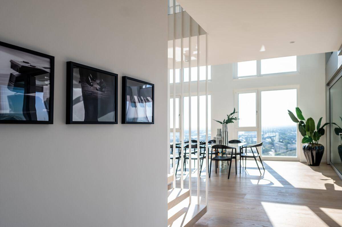 230811_V22_Staging_Duplexapartment_MODERNSWING_c_SeeligStefan 031