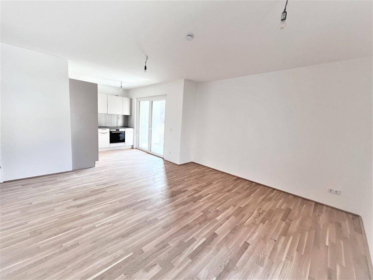 1.8 Wohnzimmer (2)