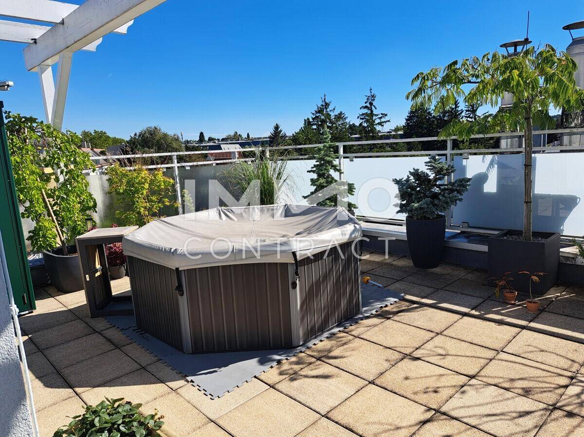 Whirlpool auf Terrasse