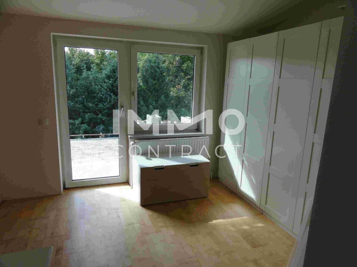 Vorraum Bad und Balkon