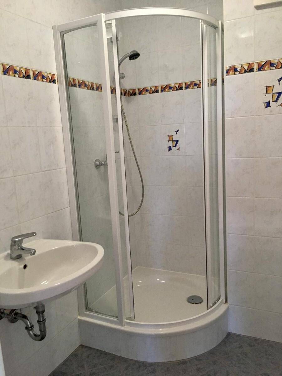Badezimmer 2