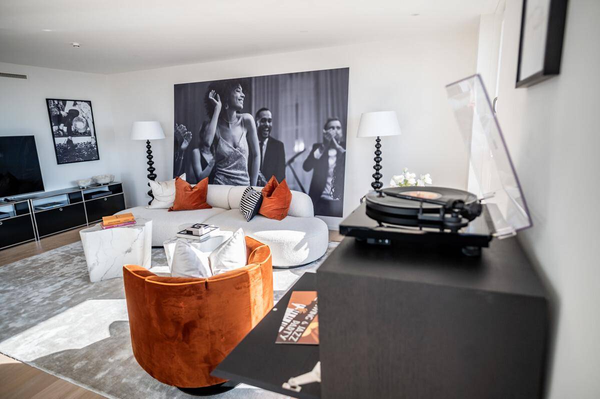 230811_V22_Staging_Duplexapartment_MODERNSWING_c_SeeligStefan 025