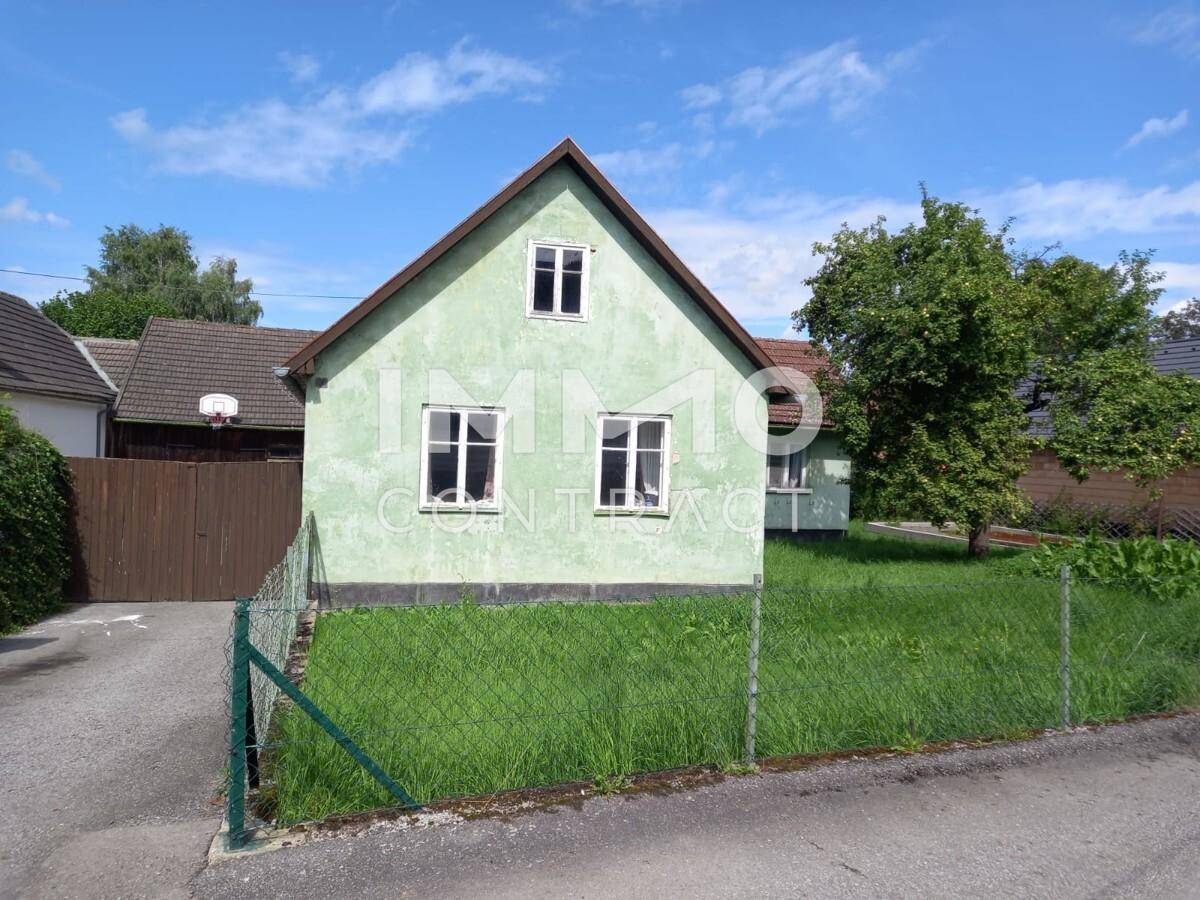 Haus, Einfahrt, Garten