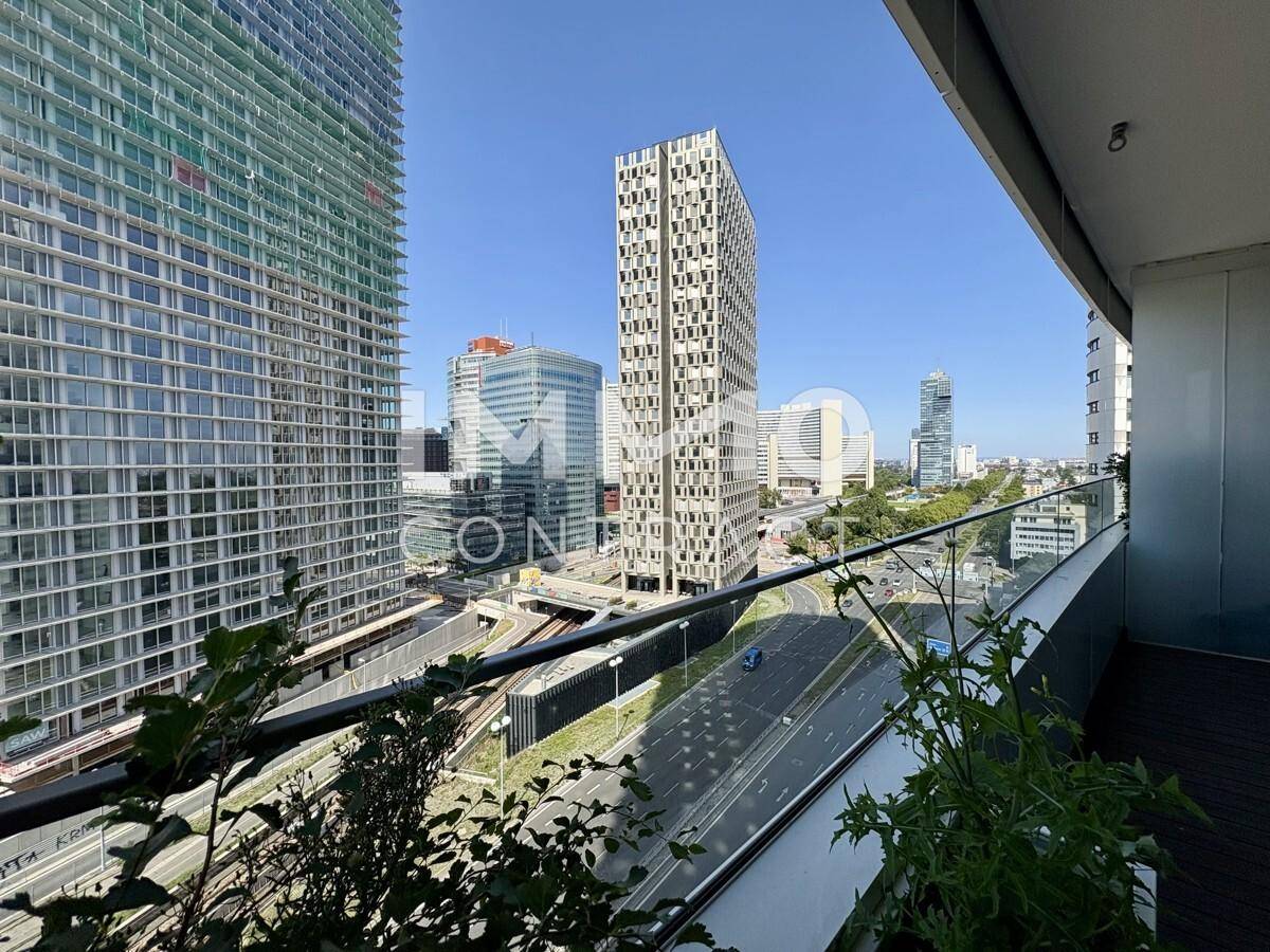 Balkon Richtung Uno-City