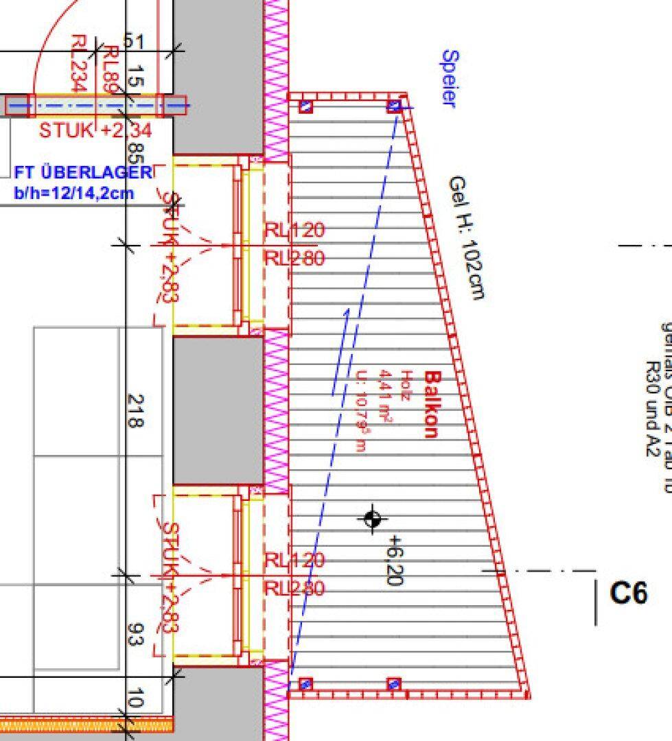 Detailansicht eines Grundrisses mit Balkon und Maßen für eine Wohneinheit.