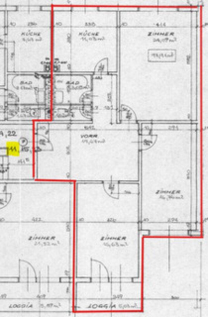 Grundriss einer Wohnung mit mehreren Zimmern, zwei Bädern, WC und Loggien.