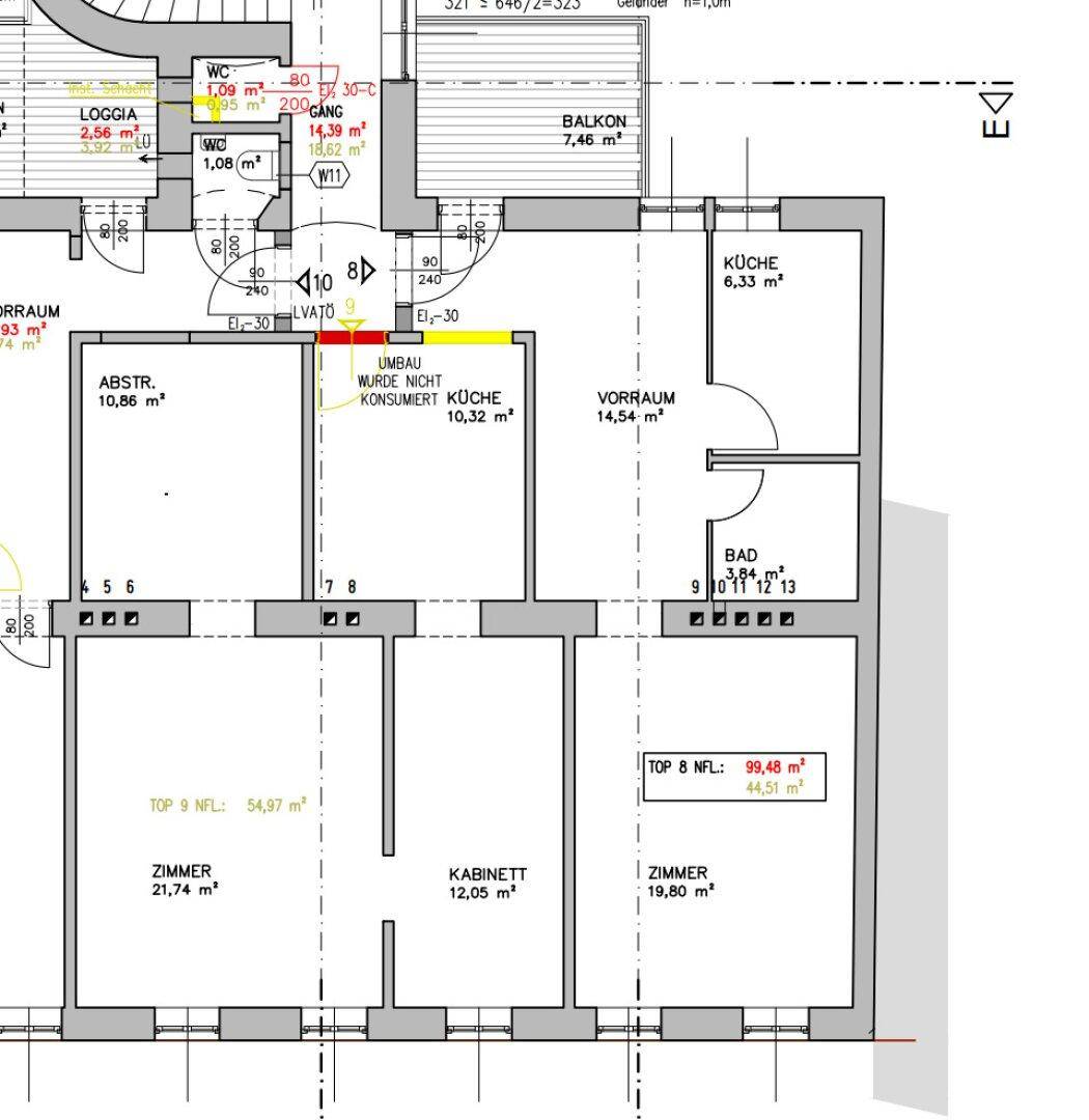 Dieser Grundriss zeigt eine Wohnung mit mehreren Zimmern, einer Küche, einem Bad, zwei WCs, einer Loggia und einem Balkon.