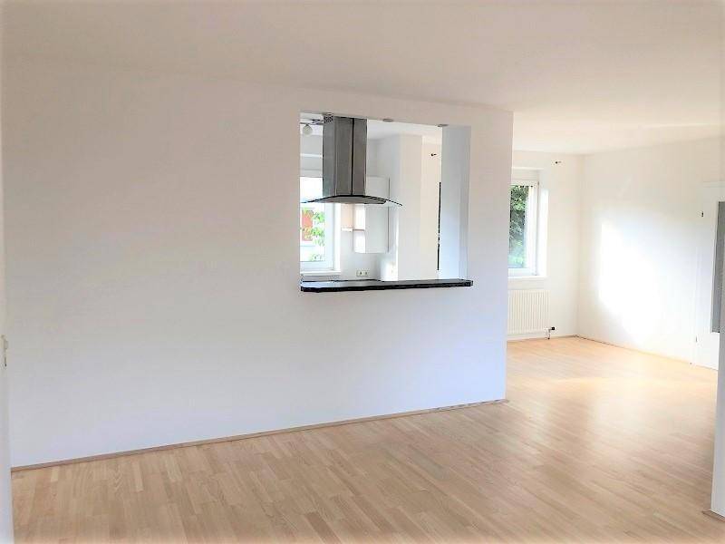 https://pictures.immobilienscout24.de/prod.www.immobilienscout24.at/pictureserver/loadPicture?q=70&id=012.0012000001E3r95-1594206093-e0ed0227c3ca41c7b6040842bc47a33a