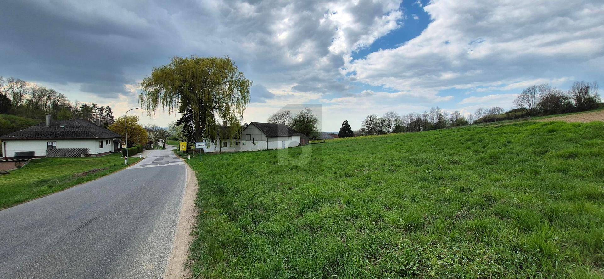 GROßZÜGIGES GRUNDSTÜCK UNWEIT VON ST. PÖLTEN ? OHNE BAUZWANG - Ansicht 5