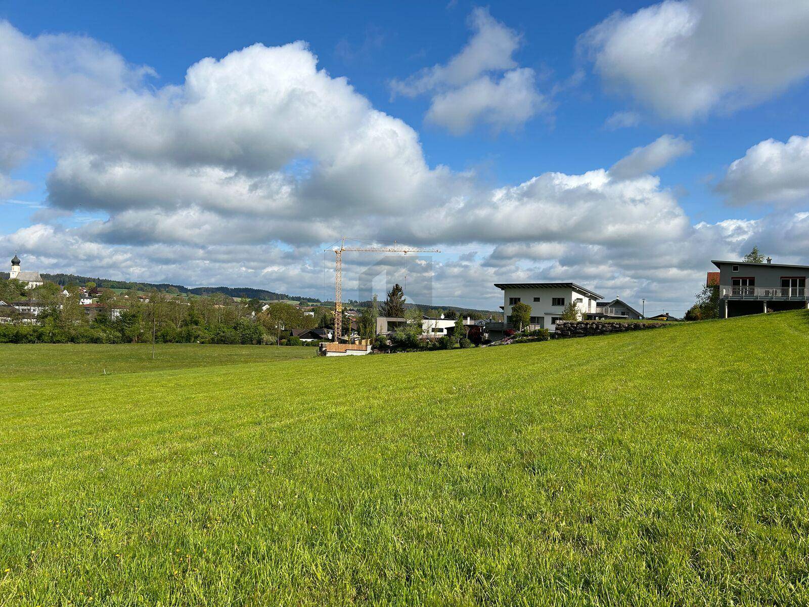 VOLLAUFGESCHLOSSEN IN RUHIGER UND SONNIGER LAGE - Ansicht 2