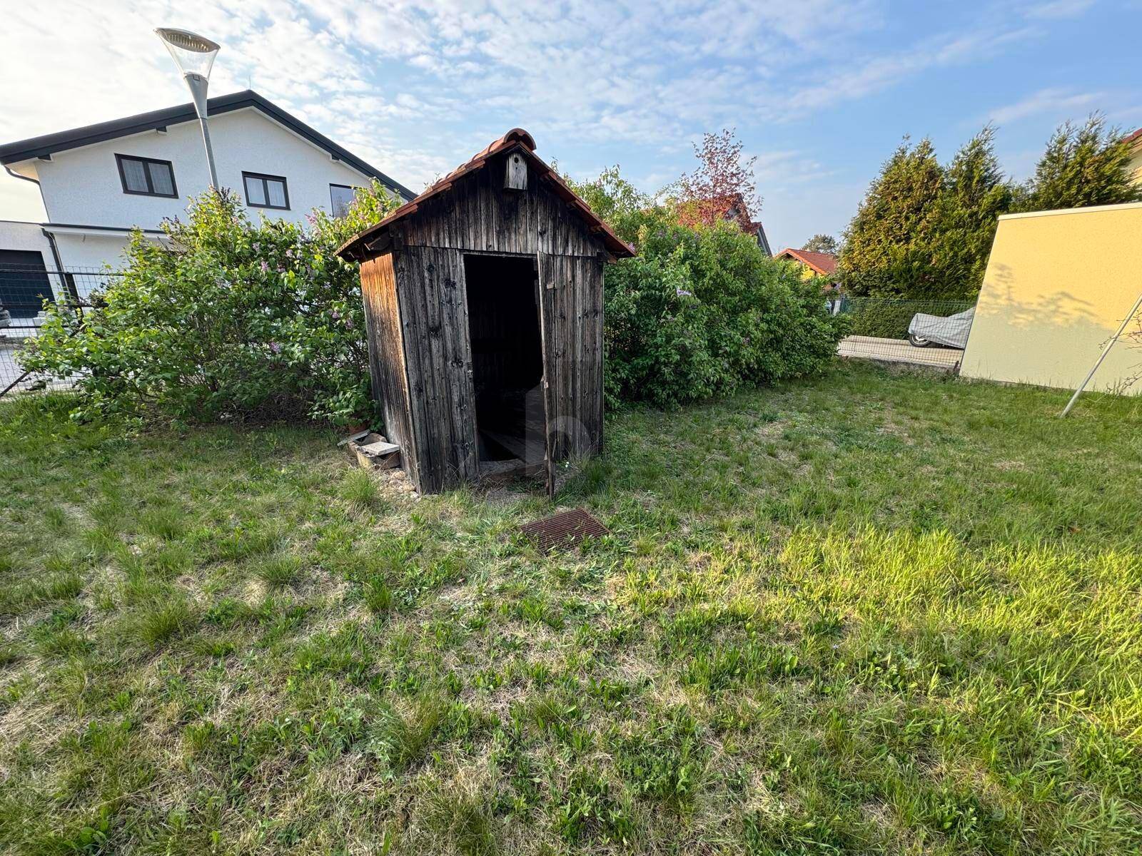 WUNDERSCHÖNES GROßES GRUNDSTÜCK IN RUHIGER UND GRÜNER LAGE - Ansicht 5