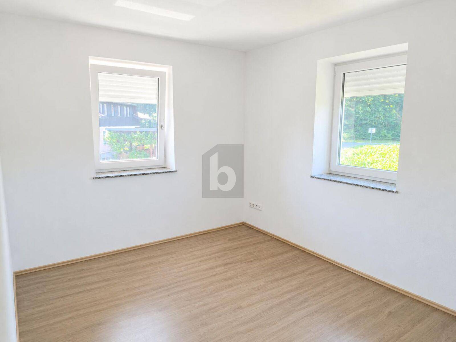 WOHNEN IN ABSOLUTER RUHELAGE MIT UNVERBAUBAREM GRÜNBLICK - Ansicht 3