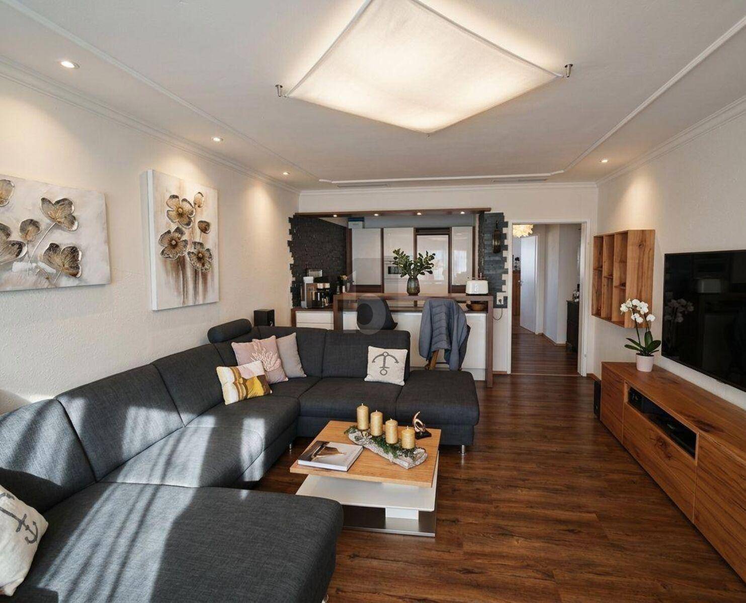 HELLES WOHNGEFÜHL MIT SÜD-BALKON UND IN GUTEM ZUSTAND! - Ansicht 4