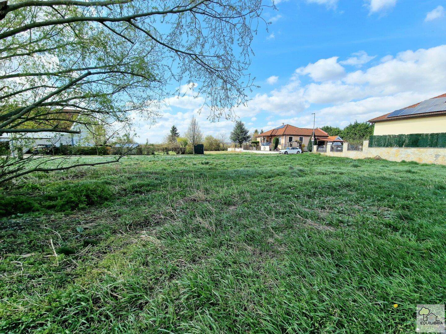 TRAUMHAFTES BAUGRUNDSTÜCK IN BESTER LAGE – 772 M² IN DONNERSKIRCHEN --NAHE BAHNHOF und GOLFCLUB - Ansicht 6