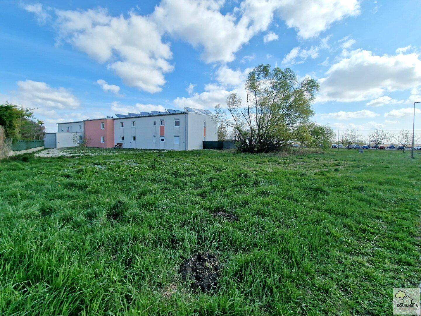 TRAUMHAFTES BAUGRUNDSTÜCK IN BESTER LAGE – 772 M² IN DONNERSKIRCHEN --NAHE BAHNHOF und GOLFCLUB - Ansicht 4