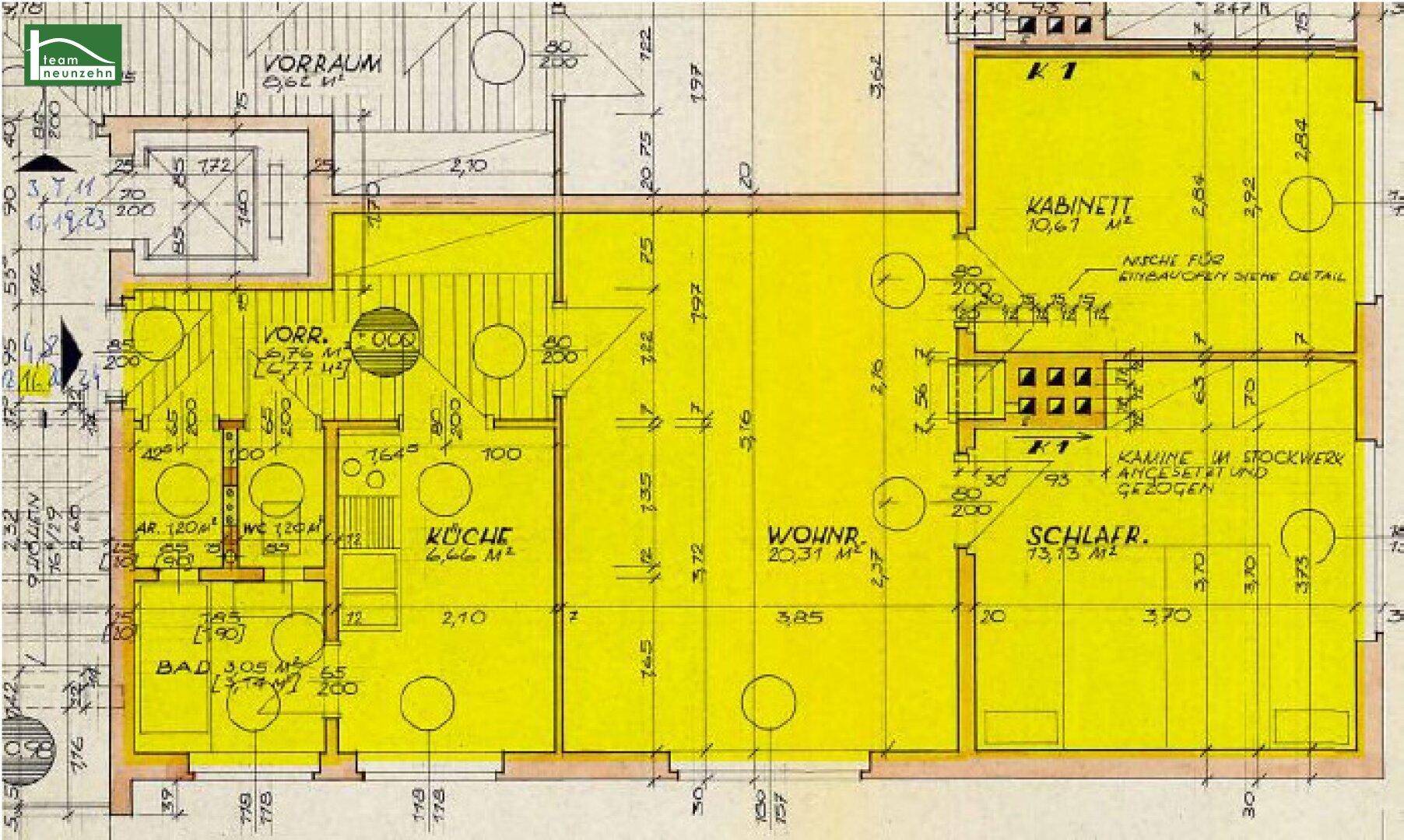 Detaillierter Grundrissplan einer Wohnung mit Küche, Bad, separatem WC und Kamin.