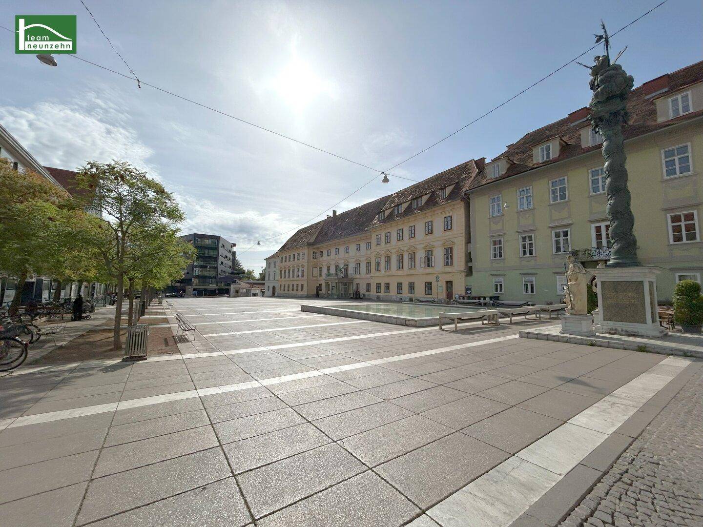 Karmeliterplatz