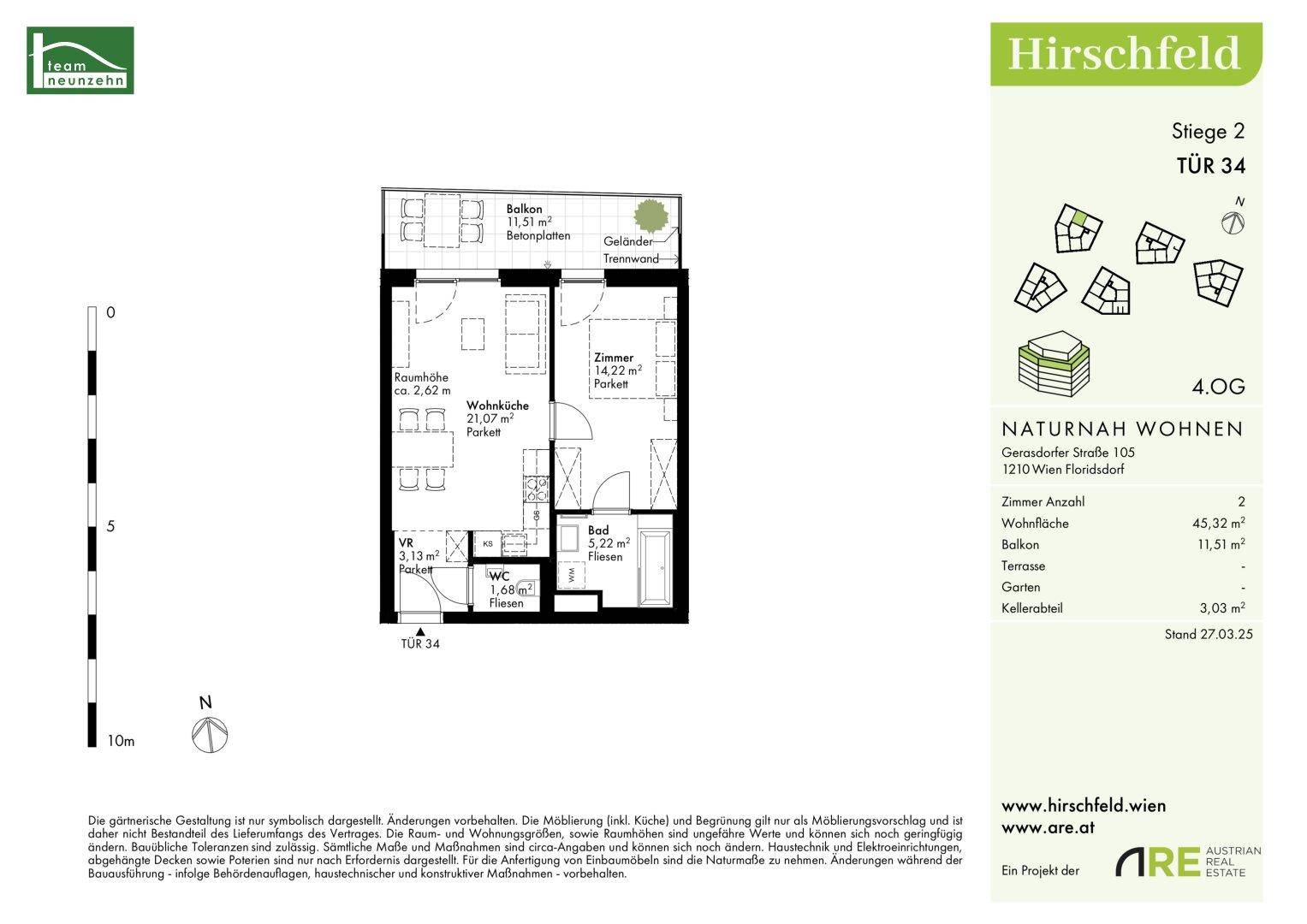 Grundriss der Wohnung Tür 34 im 4. Obergeschoss mit offener Wohnküche, Schlafzimmer, Bad und Balkon.