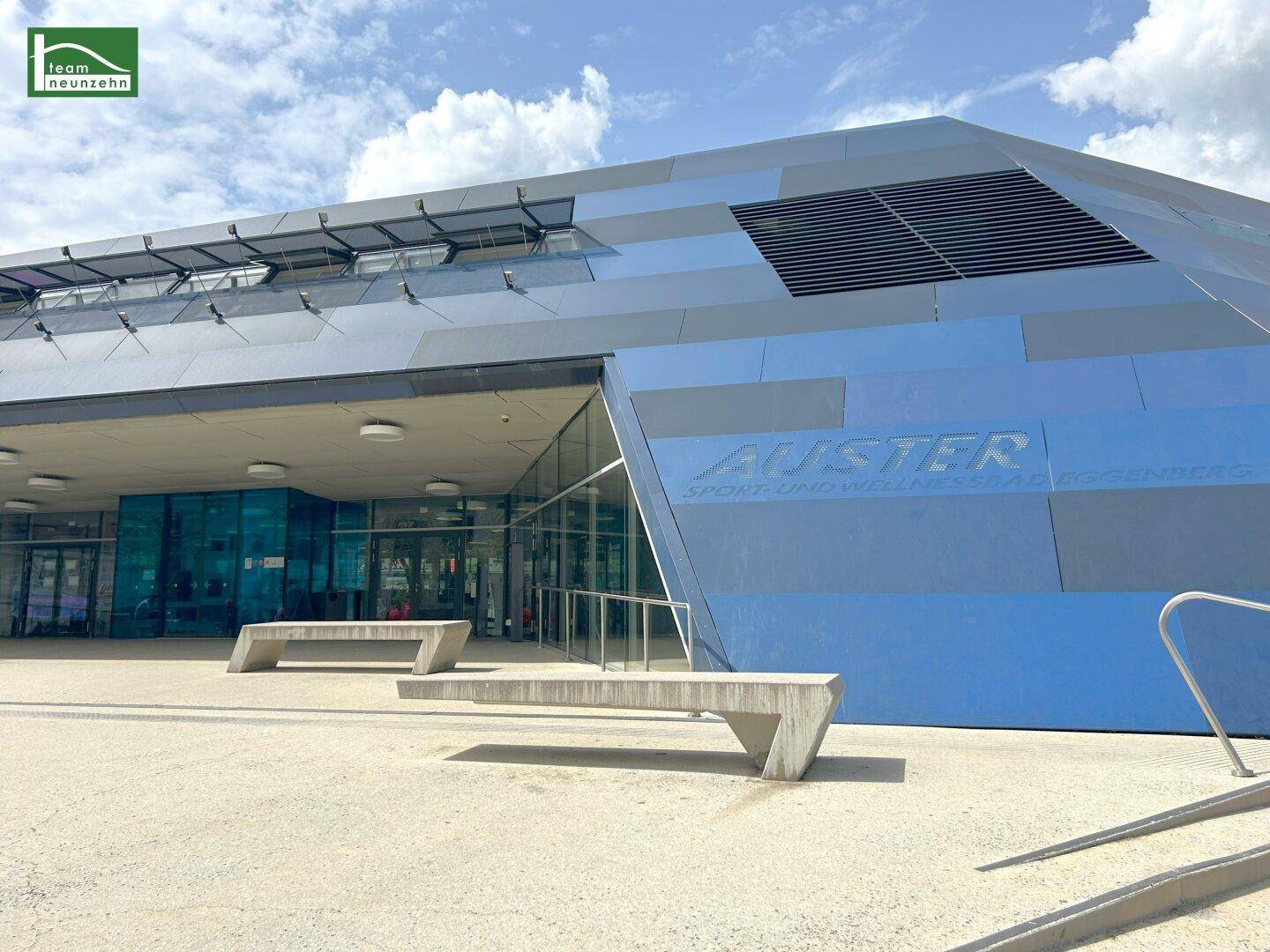 Auster Sport- und Wellnessbad