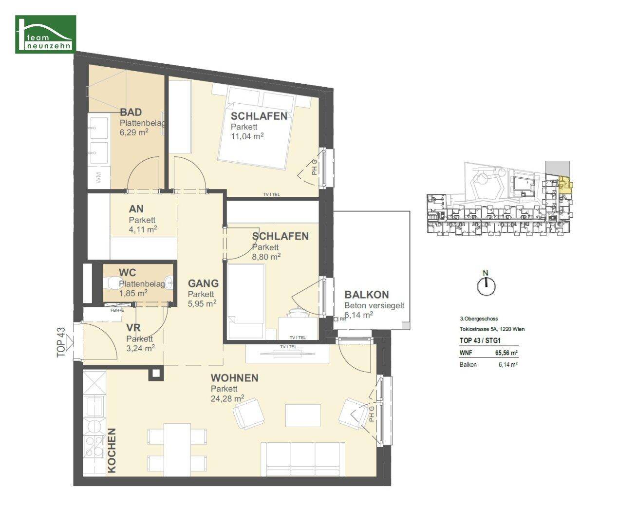 Grundriss einer Wohnung mit Wohnzimmer, Küche, zwei Schlafzimmern, Bad, WC und Balkon.