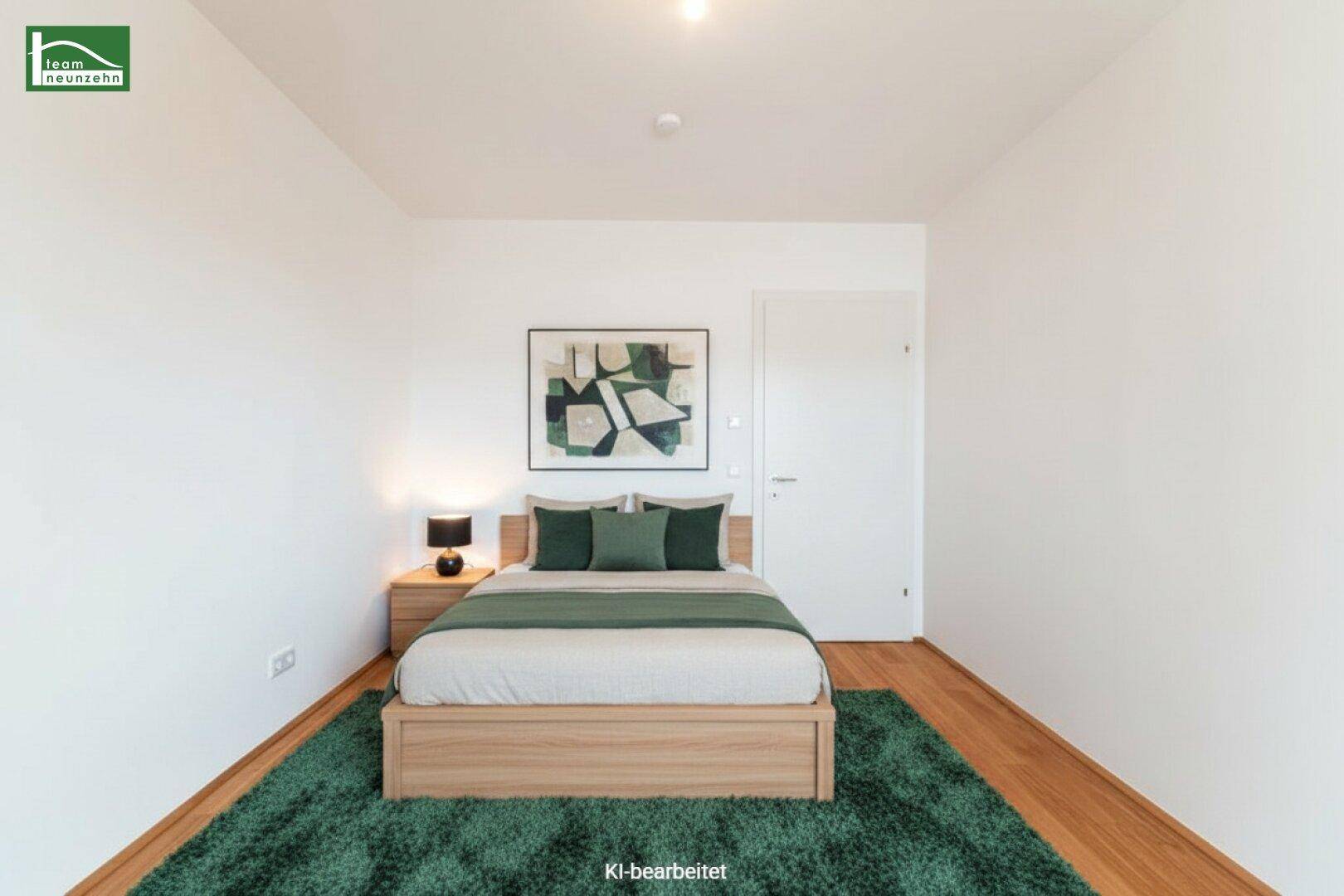 Modern eingerichtetes Schlafzimmer mit Holzboden, Teppich und einem Doppelbett.