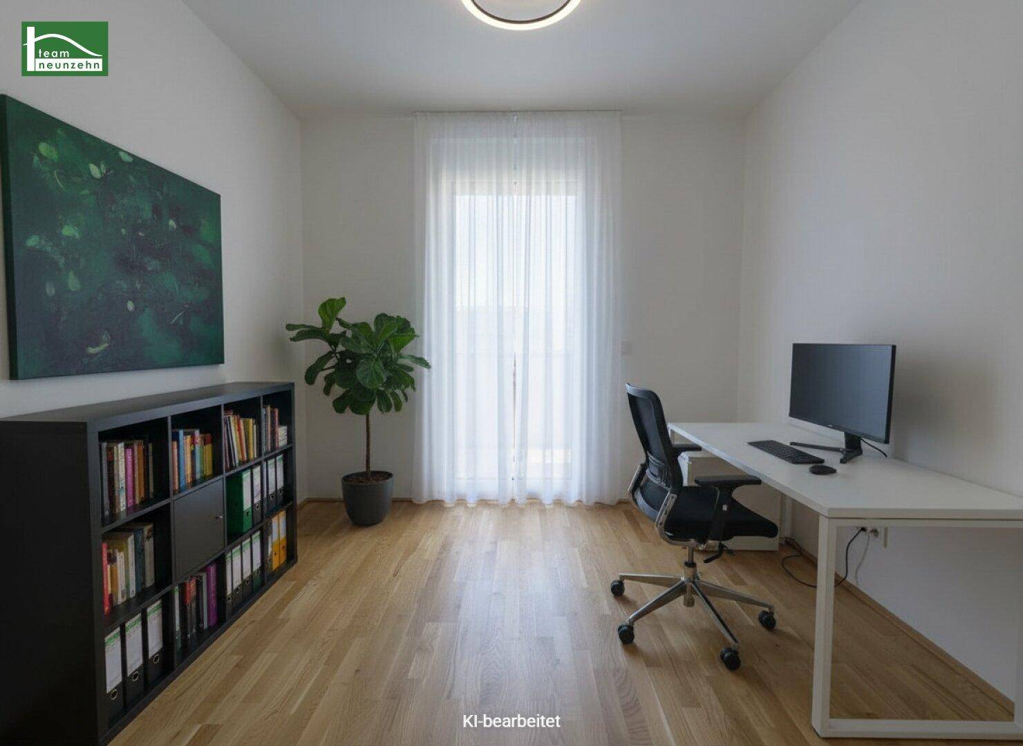 Modern eingerichtetes Büro mit Holzfußboden und großem Fenster für viel Tageslicht.