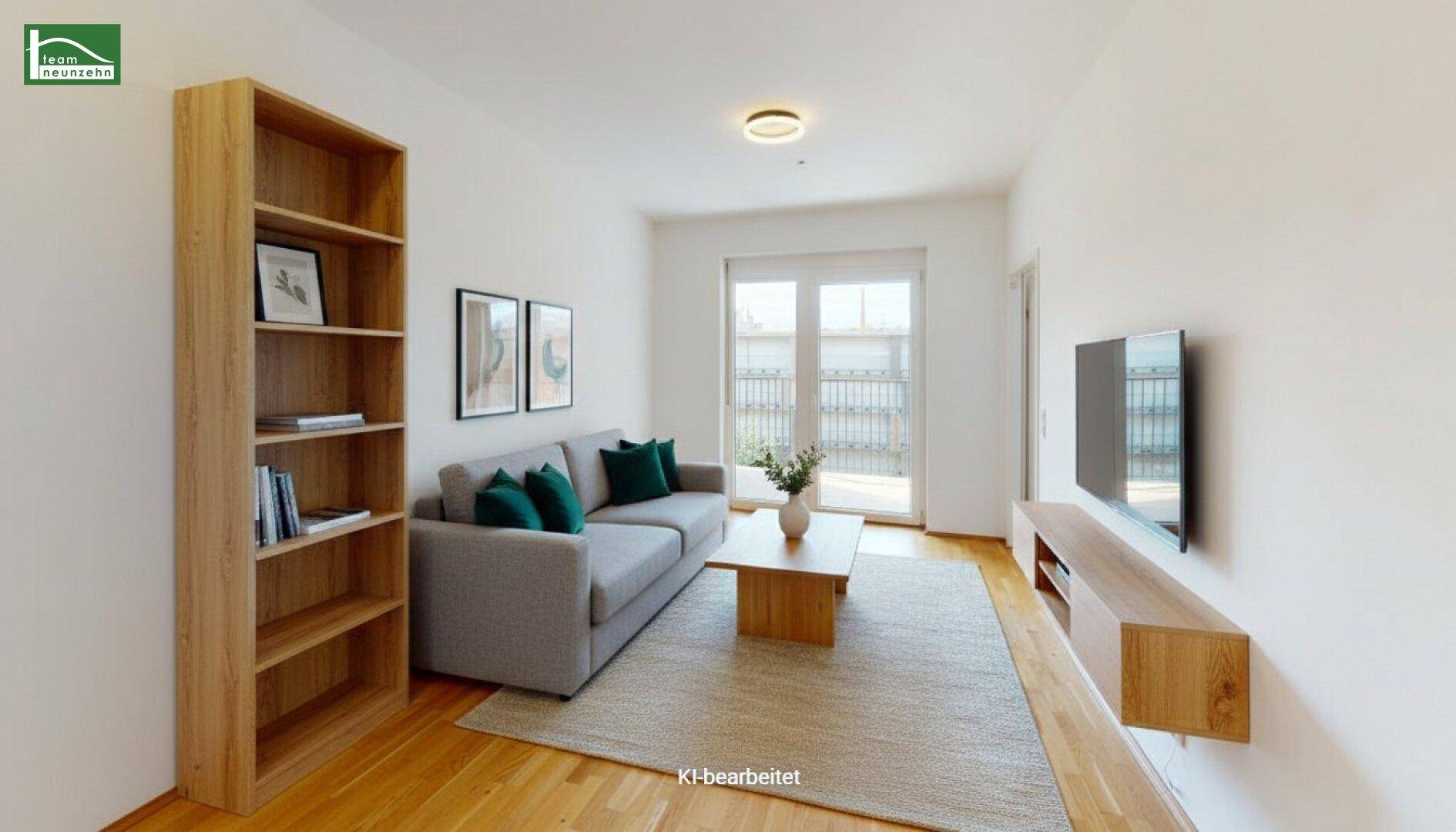 Modern eingerichtetes Wohnzimmer mit Sofa, Regal und Zugang zum Außenbereich.