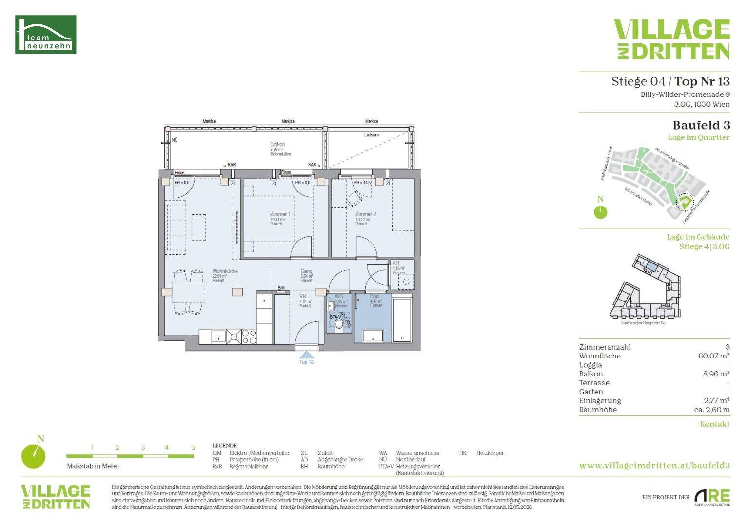 Detaillierter Grundriss einer Wohnung mit drei Zimmern, Loggia und Balkon.