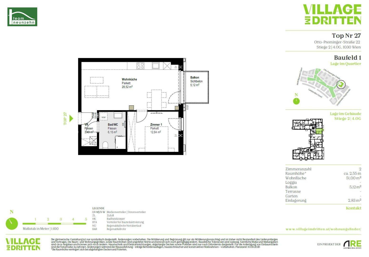 Detaillierter Grundriss der Wohnung Top Nr. 27 mit offenem Wohnbereich, Schlafzimmer und Balkon.