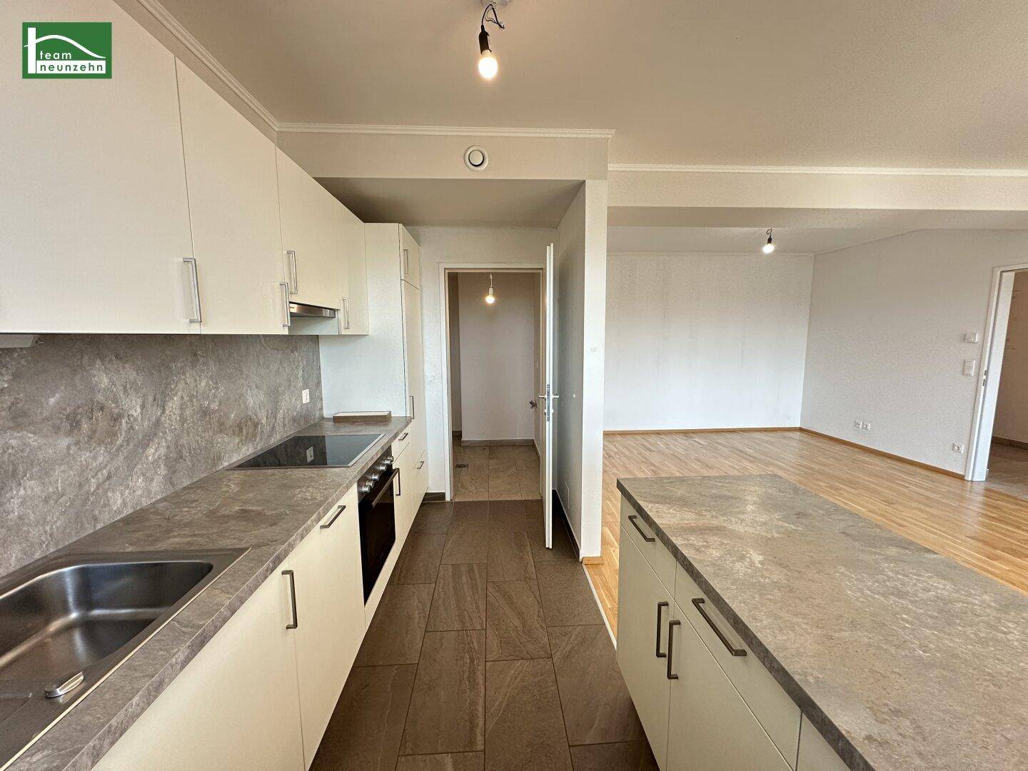 Zentral begehbare Wohnung mit Wintergarten ohne direktes Gegenüber! Traumbad mit Dusche &amp; Badewanne! - Ansicht 6