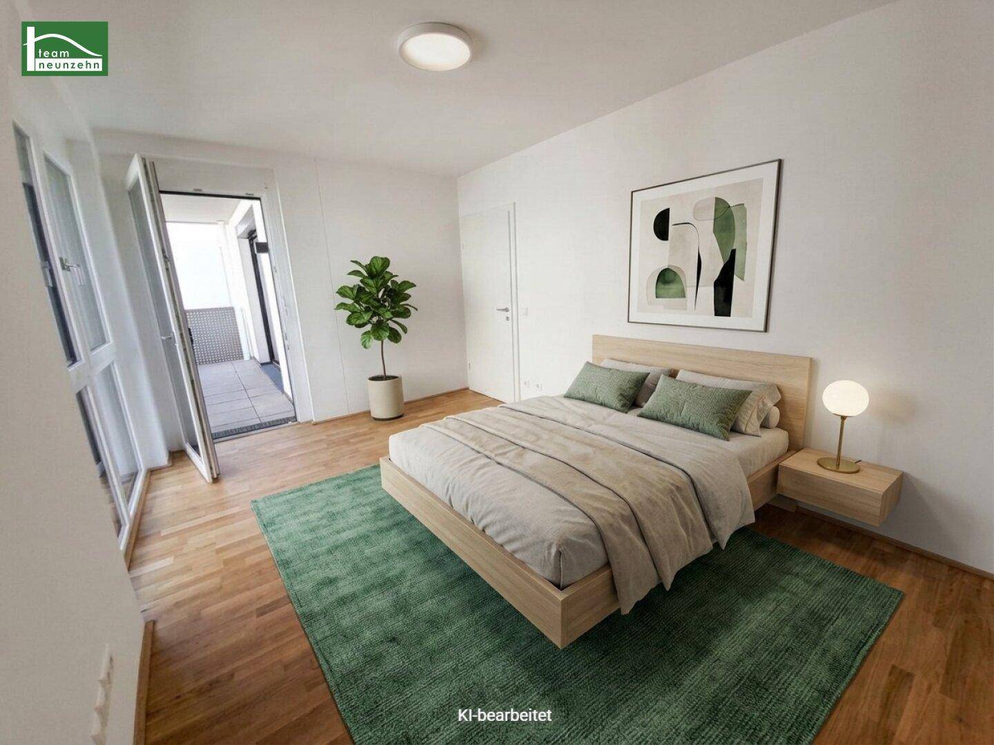 Modern eingerichtetes Schlafzimmer mit Parkettboden, Bett und Zugang zum Balkon.