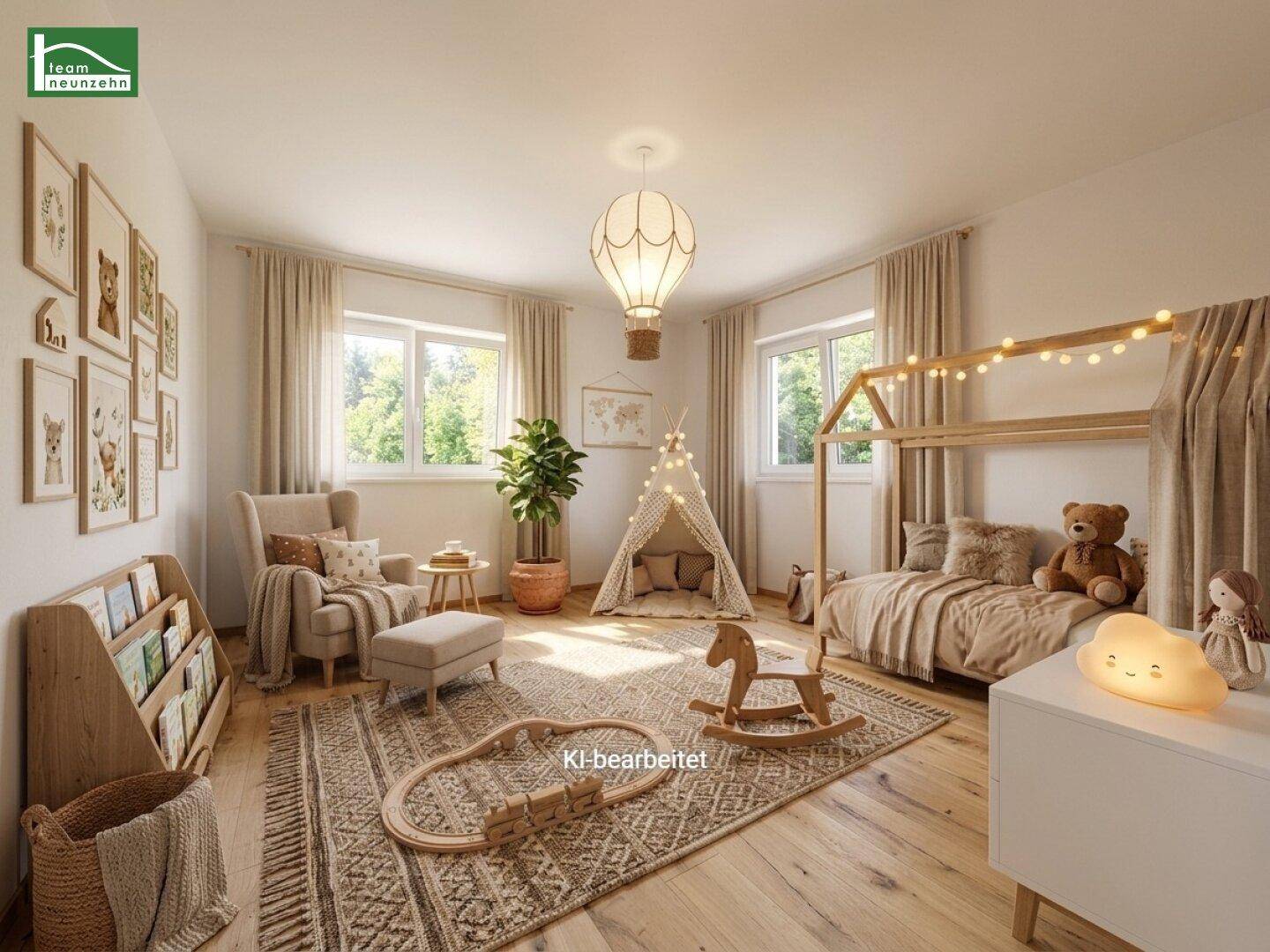 Freundliches Kinderzimmer mit Holzbett, Spielzelt und viel natürlichem Licht.