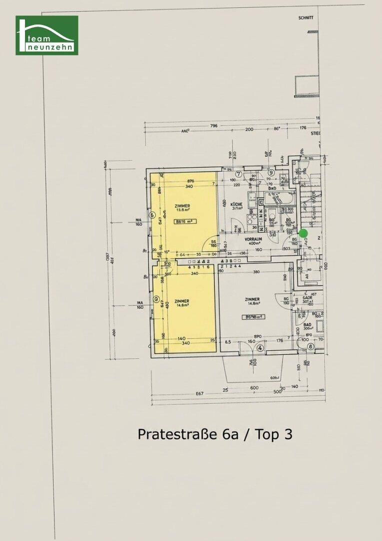 Grundriss der Wohnung mit hervorgehobenen Zimmern und Maßen.