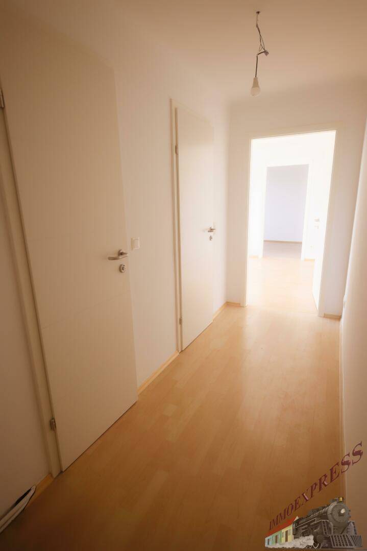 0F5A8158