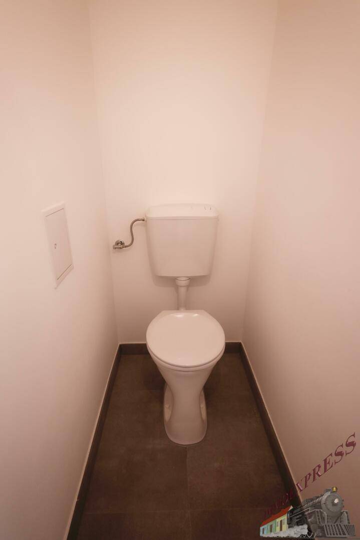 0F5A8160