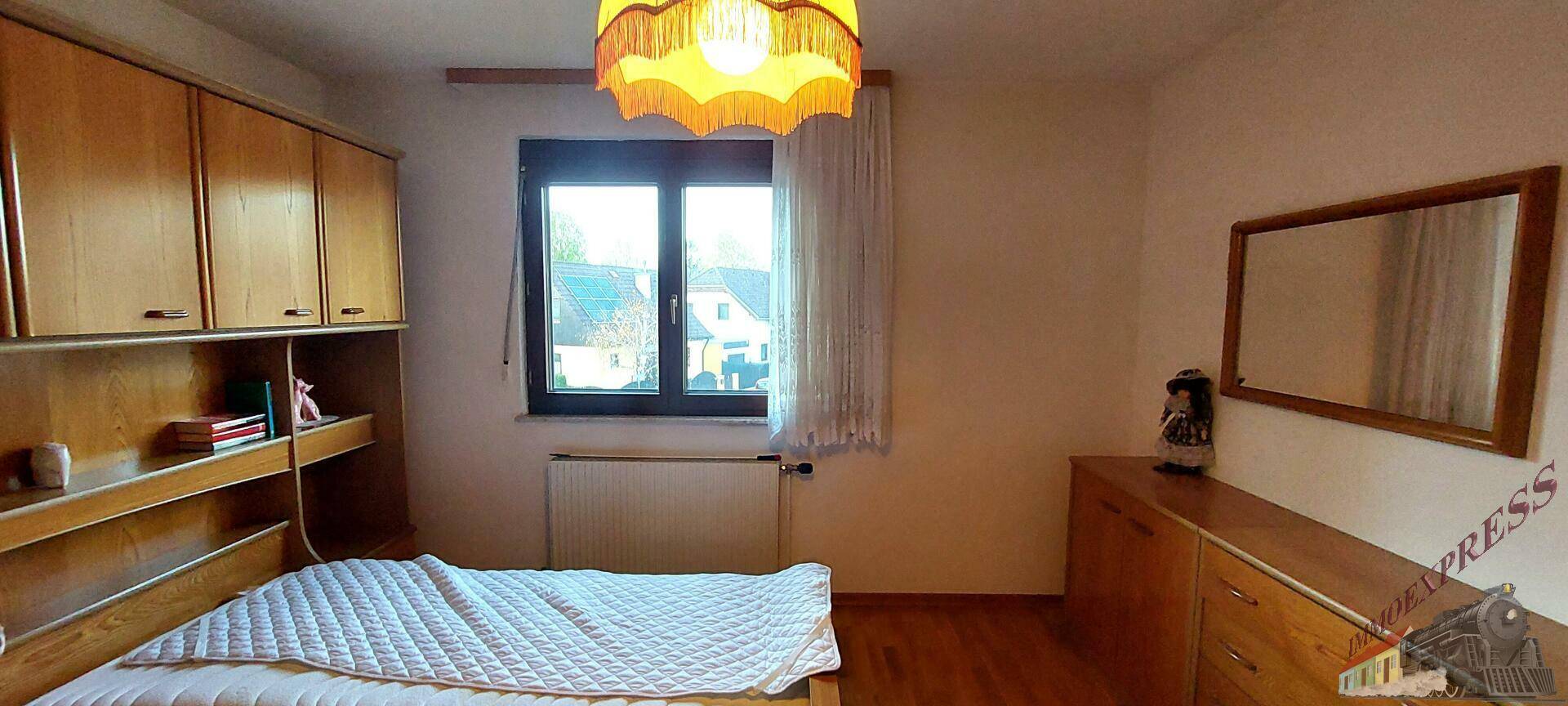 Schlafzimmer ca 15m2